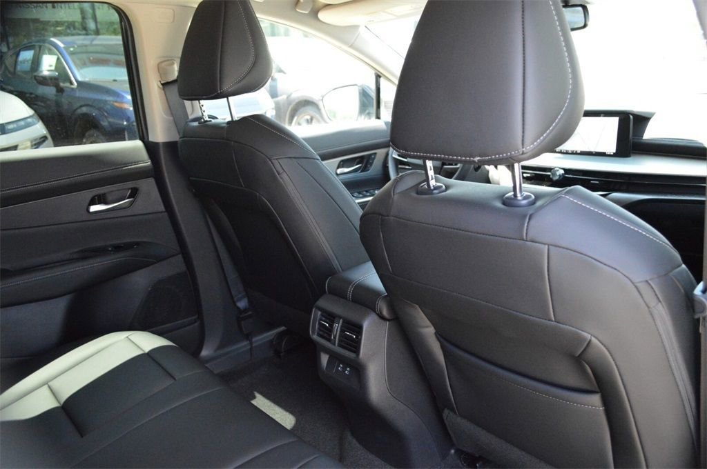 New 2025 Nissan Murano SL w/ Cargo Package image 22