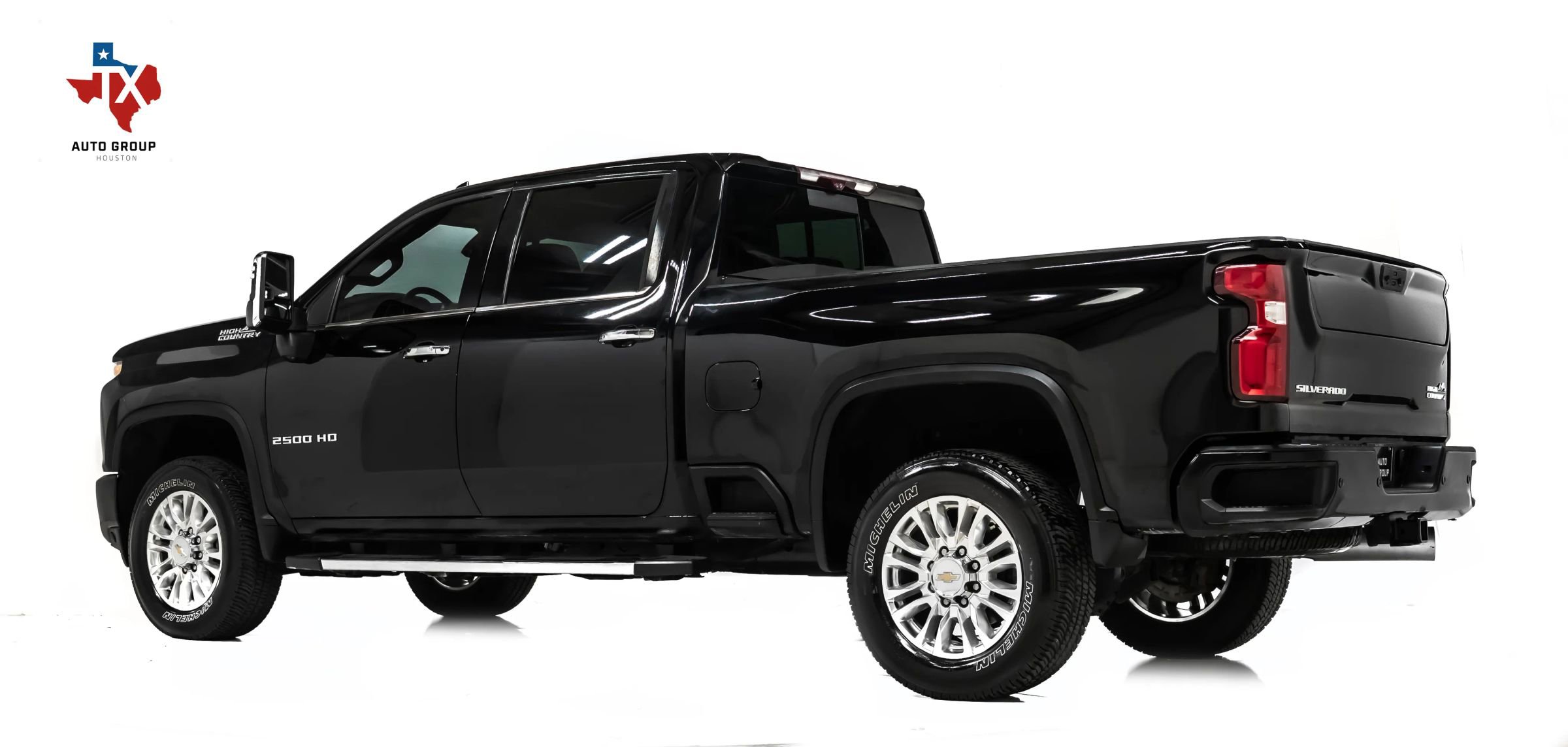 Used 2022 Chevrolet Silverado 2500 High Country w/ Technology Package image 5