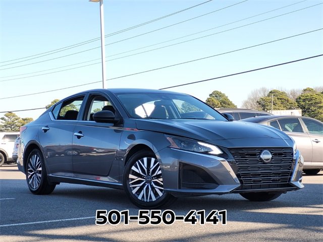 Used 2024 Nissan Altima 2.5 SV image 19