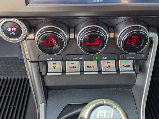 Used 2024 Toyota GR86 image 24