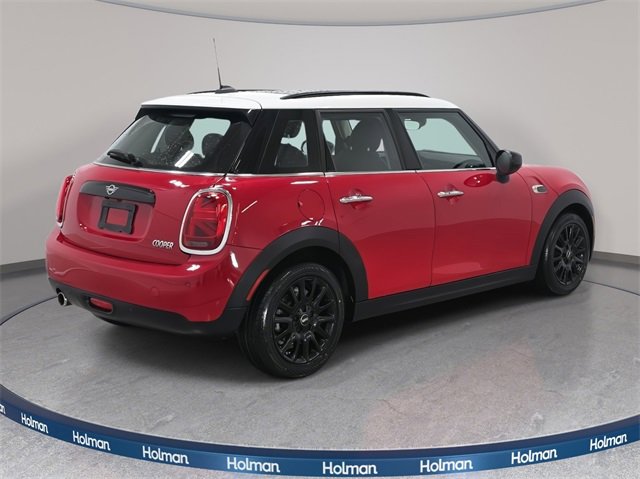Used 2021 MINI Cooper 4-Door Hardtop w/ 6.5" Touchscreen Package image 6