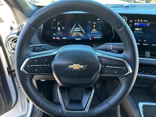 Used 2026 Chevrolet Equinox LT AWD/4WD image 12