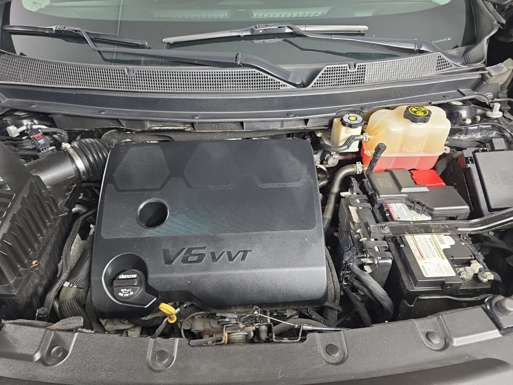 Used 2018 Chevrolet Traverse Premier AWD/4WD image 9