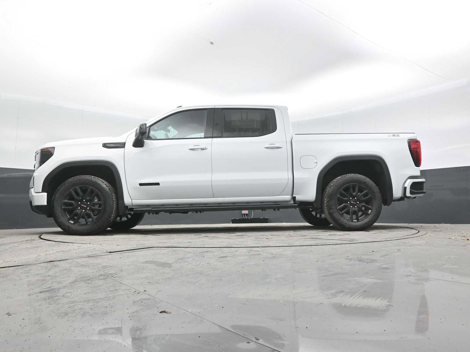 New 2026 GMC Sierra 1500 Elevation w/ Elevation Premium Package AWD/4WD image 40