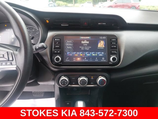 Used 2023 Nissan Kicks SV w/ Interior Electronics Package FWD image 12