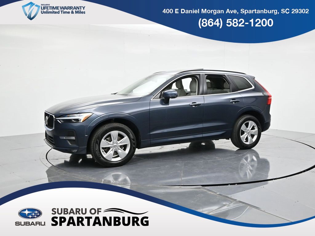 Used 2022 Volvo XC60 B5 Momentum image 1