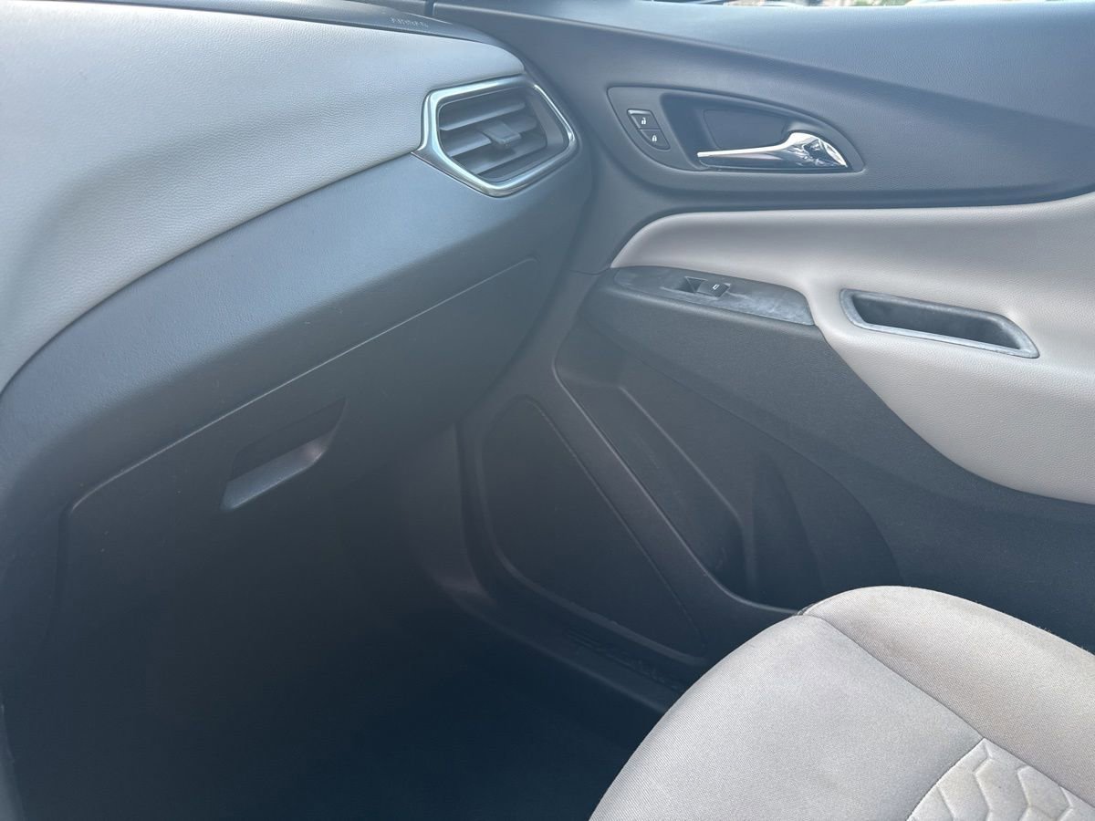 Used 2020 Chevrolet Equinox LT FWD image 30