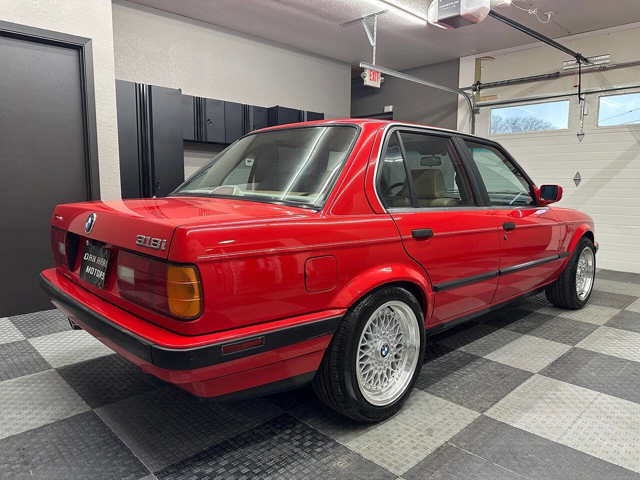 Used 1991 BMW 318i Sedan image 16