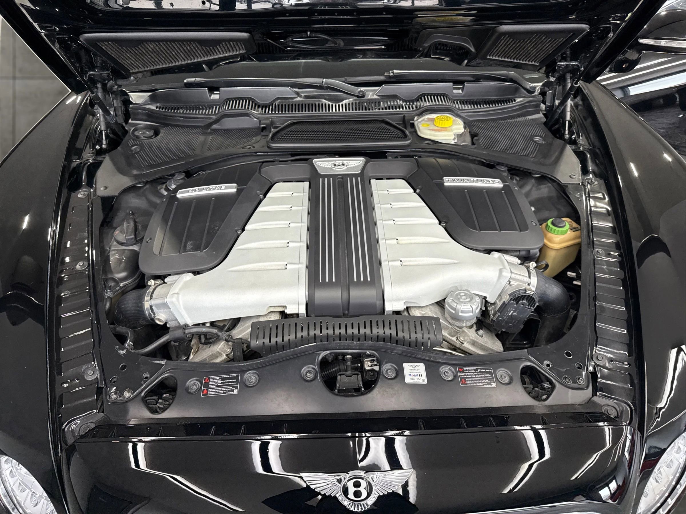 Used 2014 Bentley Flying Spur W12 image 26