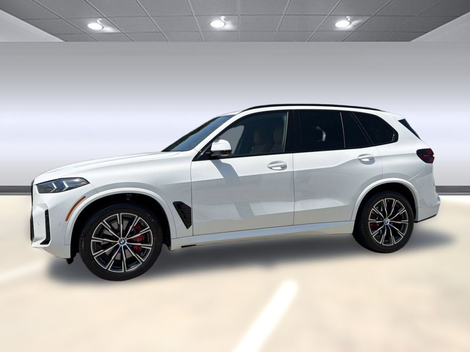 Certified 2025 BMW X5 sDrive40i w/ M Sport Package RWD image 2
