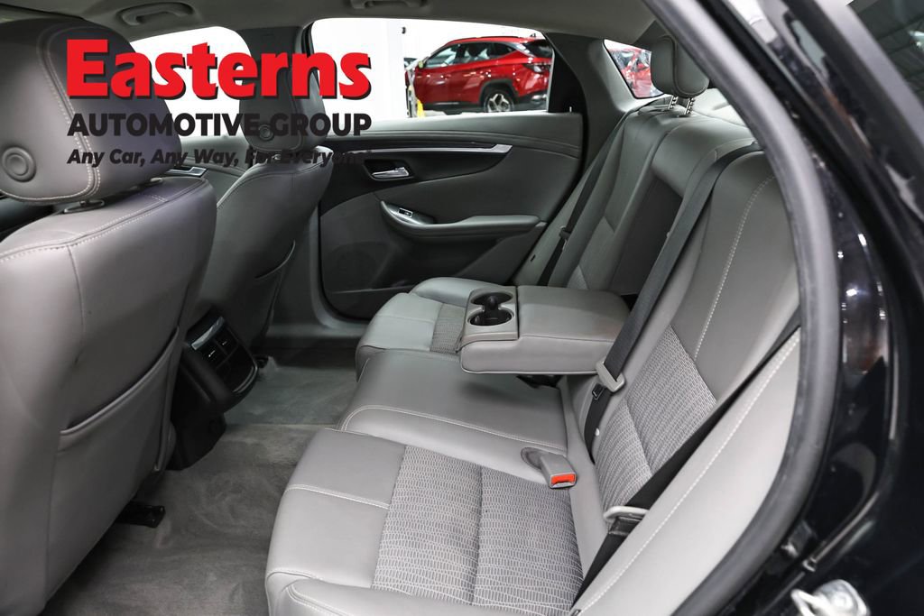 Used 2019 Chevrolet Impala LT FWD image 21
