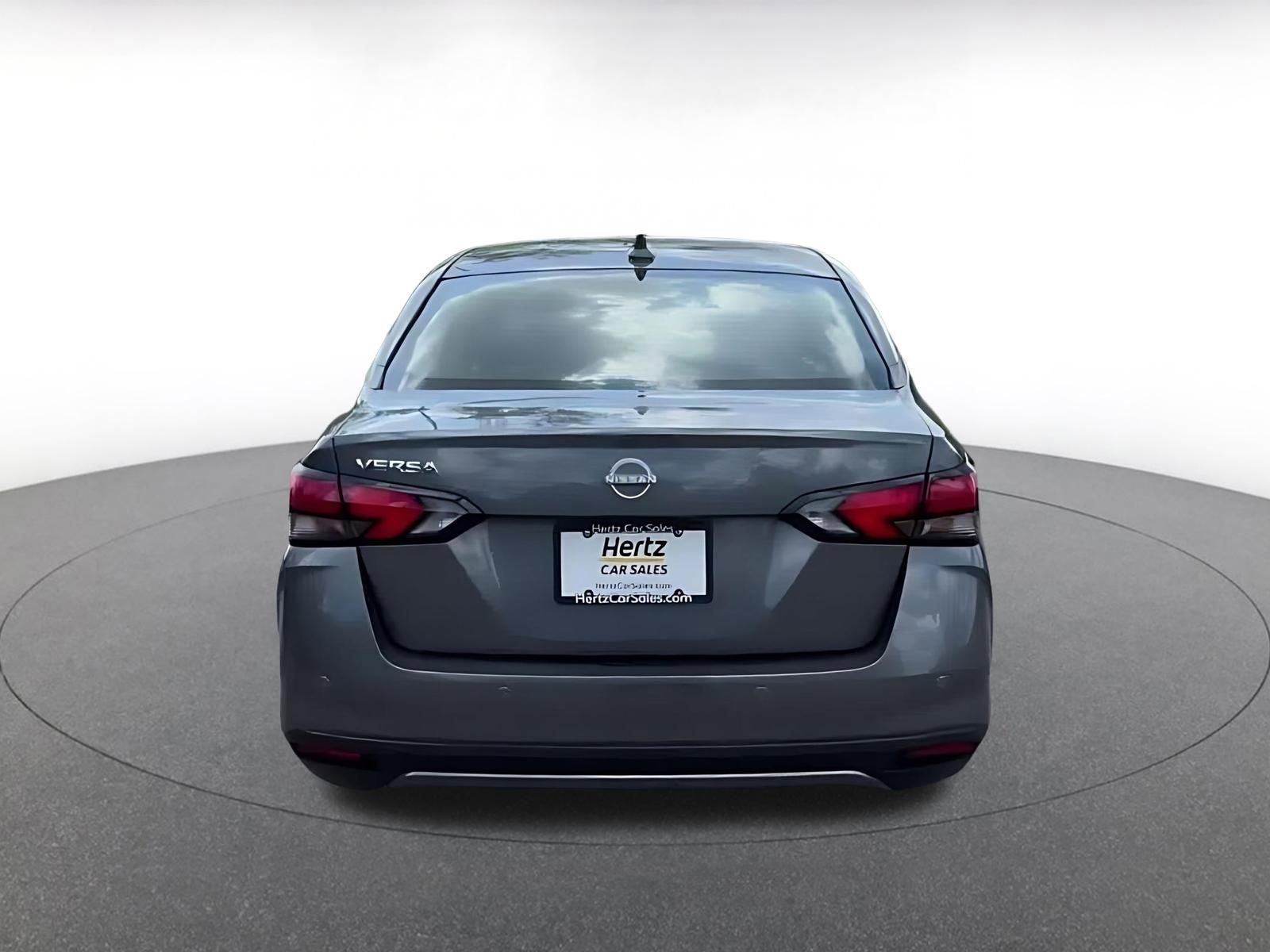 Used 2025 Nissan Versa SV image 12