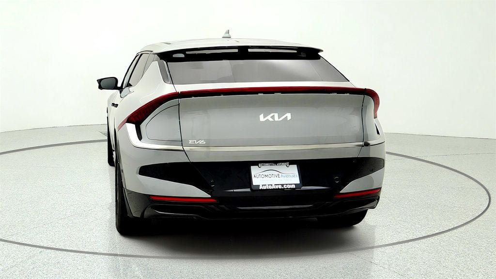 Used 2025 Kia EV6 Wind RWD image 6