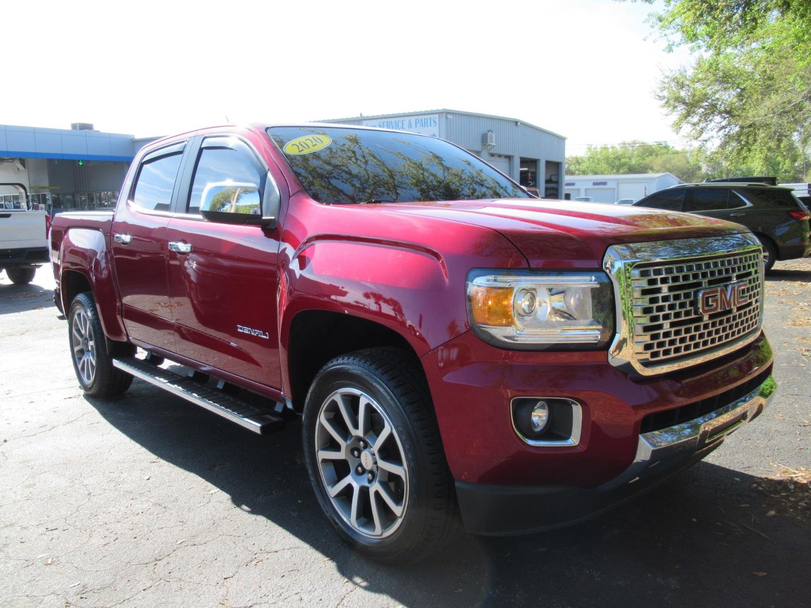 Used 2020 GMC Canyon Denali image 4