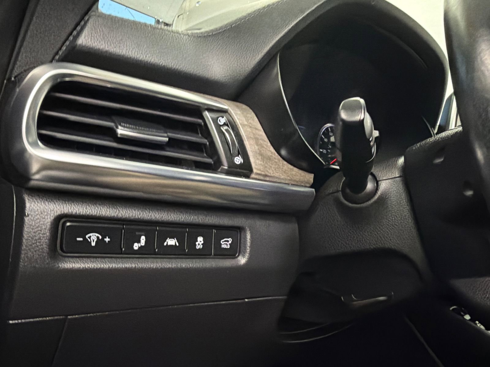 Used 2022 Kia Telluride EX image 33