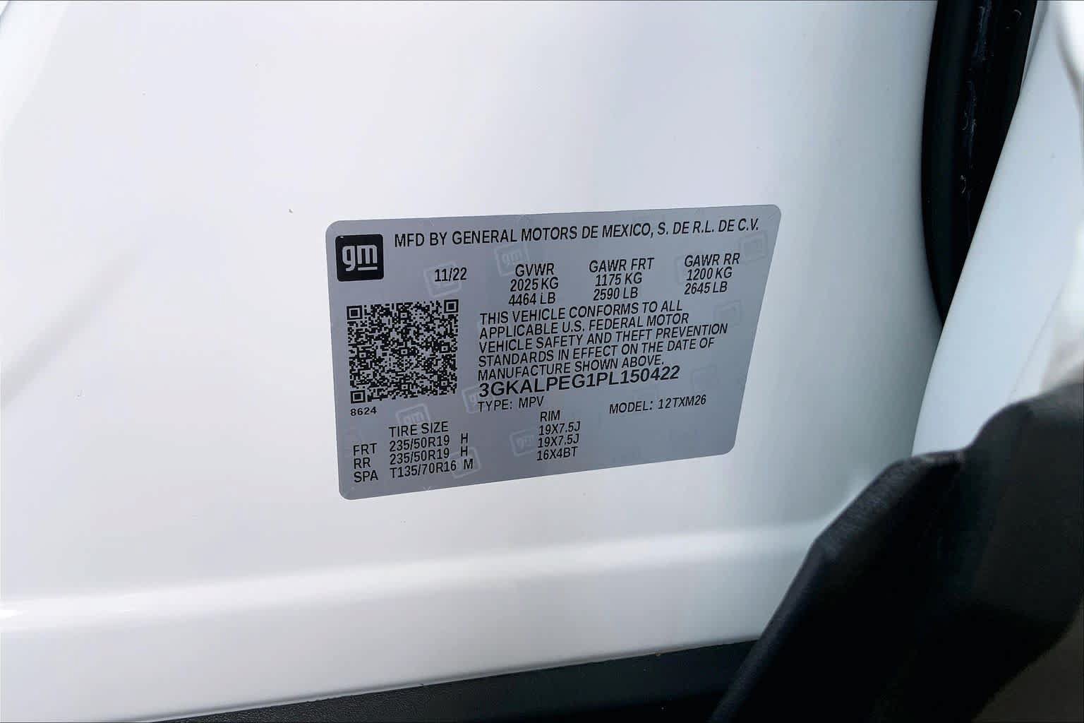 Used 2023 GMC Terrain SLT w/ Tech Package FWD image 34
