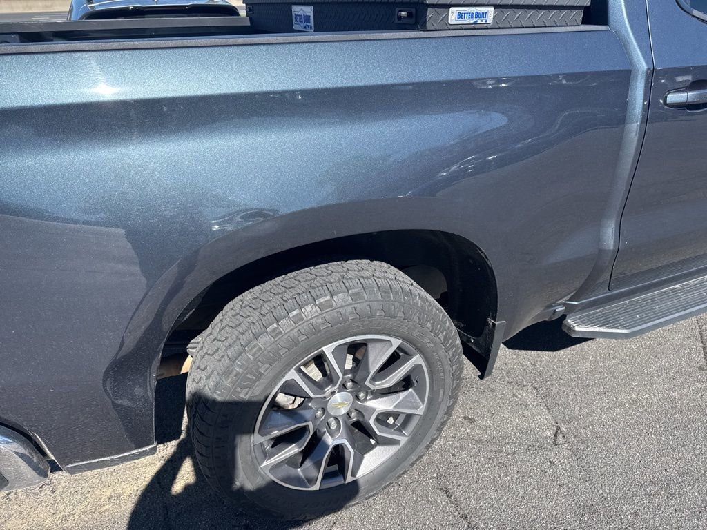 Used 2021 Chevrolet Silverado 1500 LT w/ Texas Edition Plus image 2