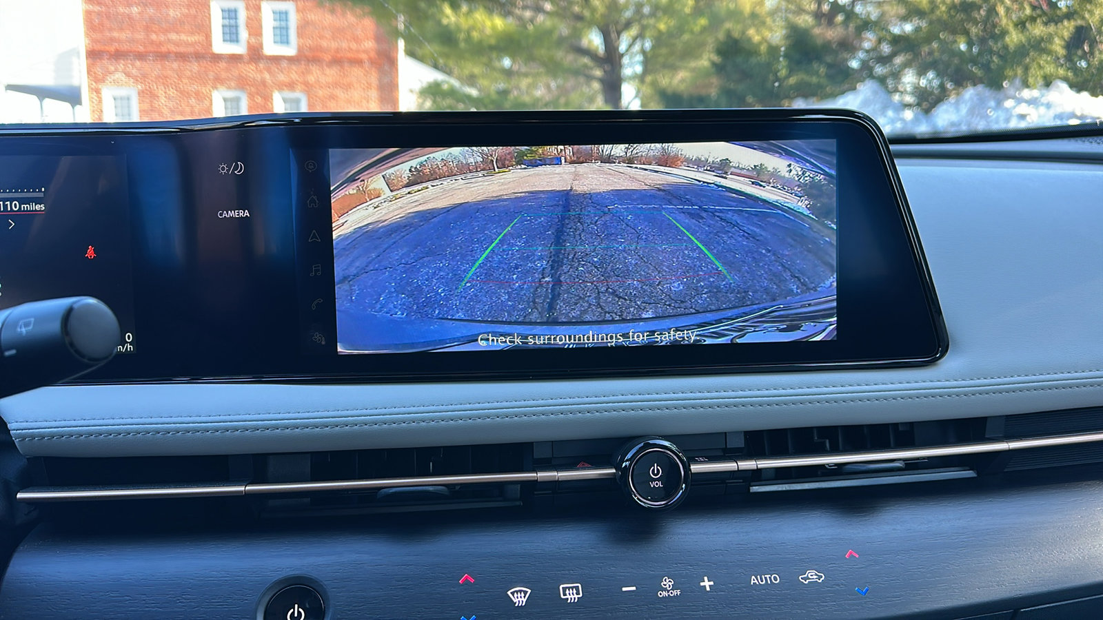 Certified 2024 Nissan Ariya AWD image 19