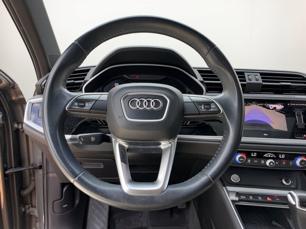 Used 2019 Audi Q3 2.0T Premium Plus AWD/4WD image 10