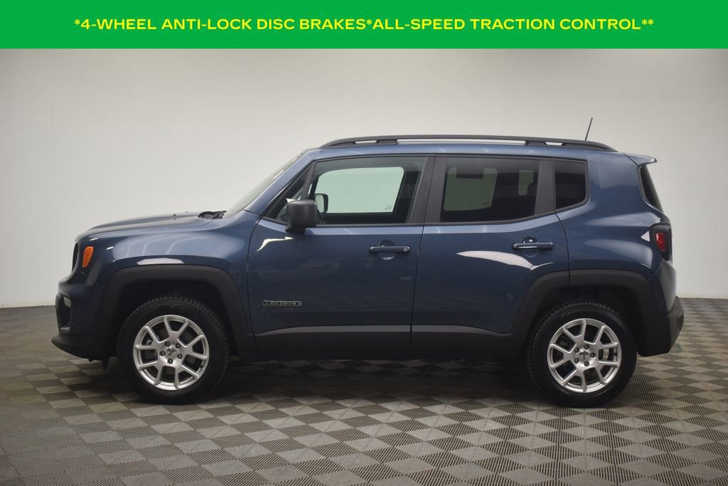 Used 2022 Jeep Renegade Latitude w/ Convenience Group AWD/4WD image 13