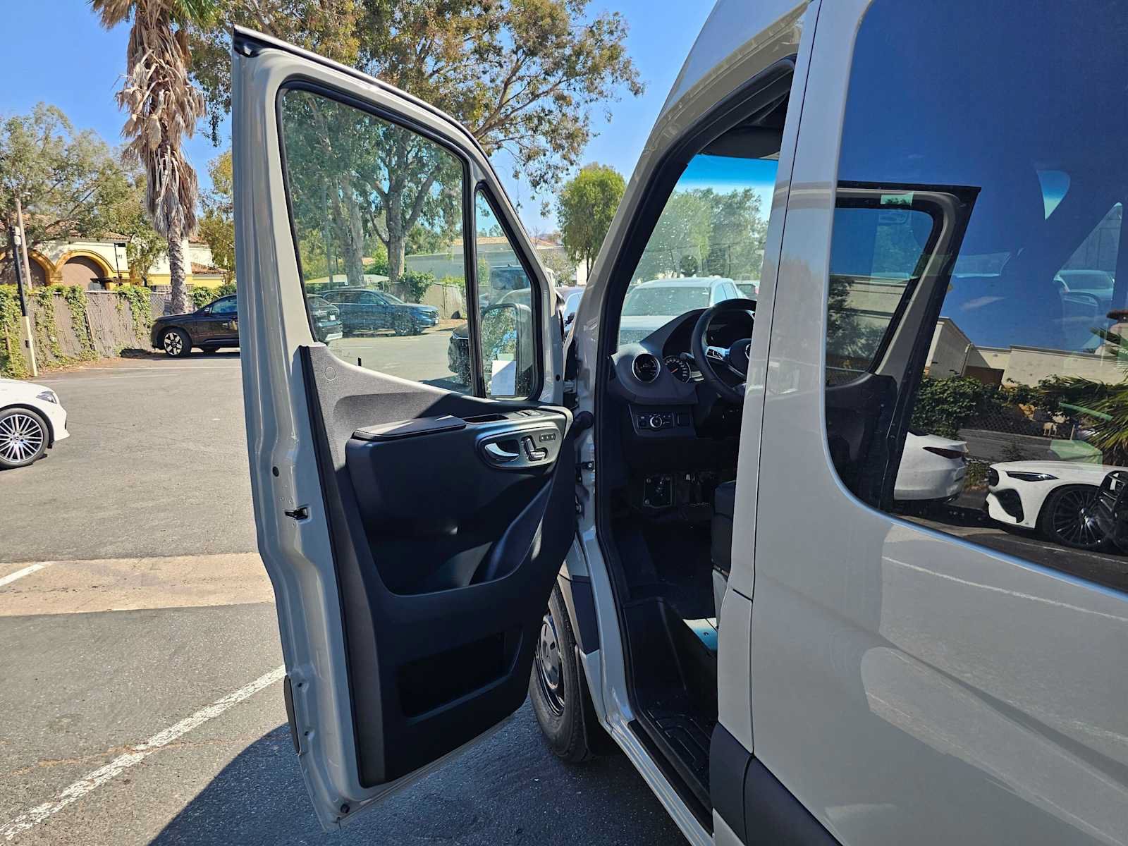 New 2026 Mercedes-Benz Sprinter 2500 image 23