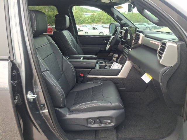 New 2026 Toyota Tundra Limited AWD/4WD image 31