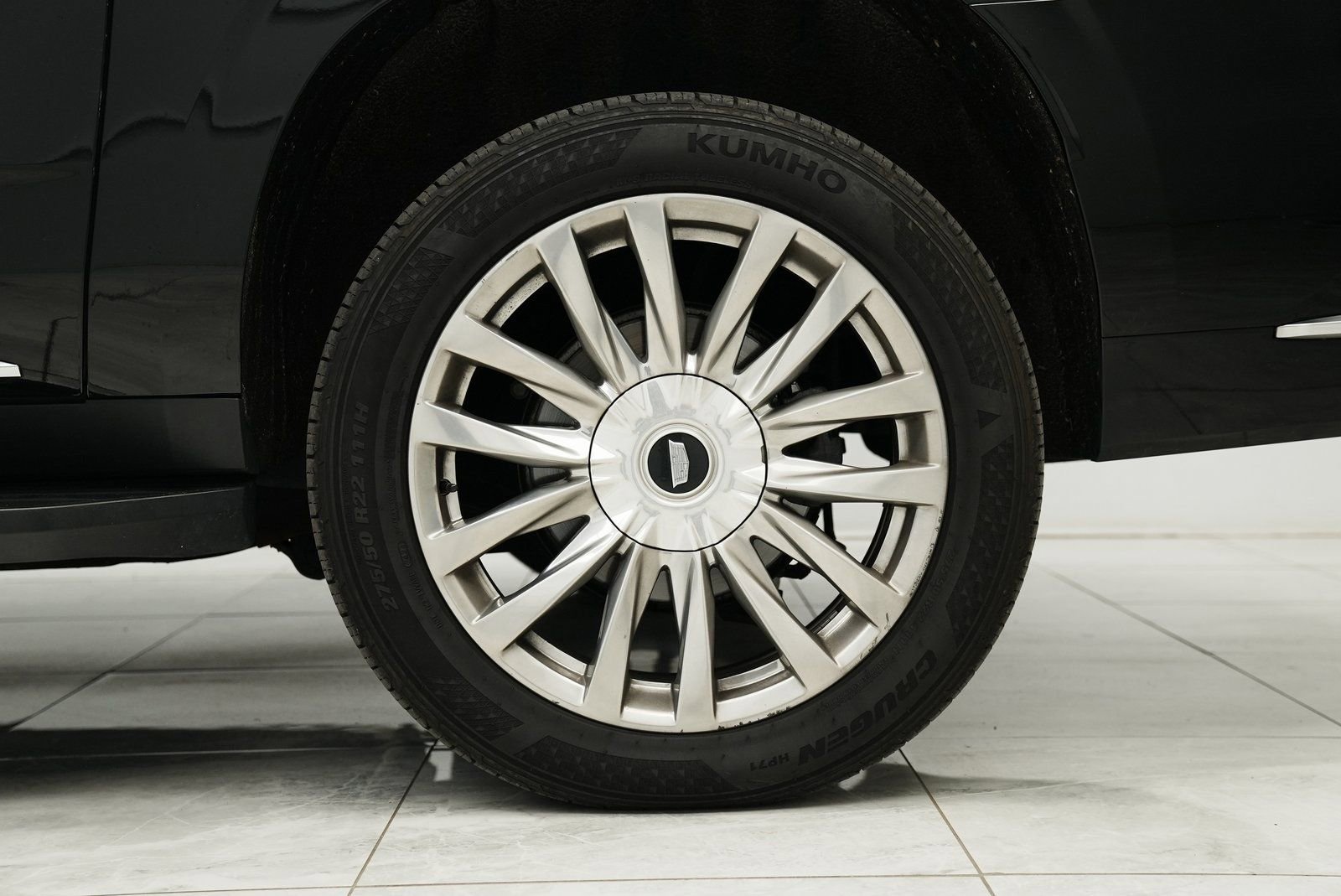 Used 2021 Cadillac Escalade ESV Premium Luxury image 33