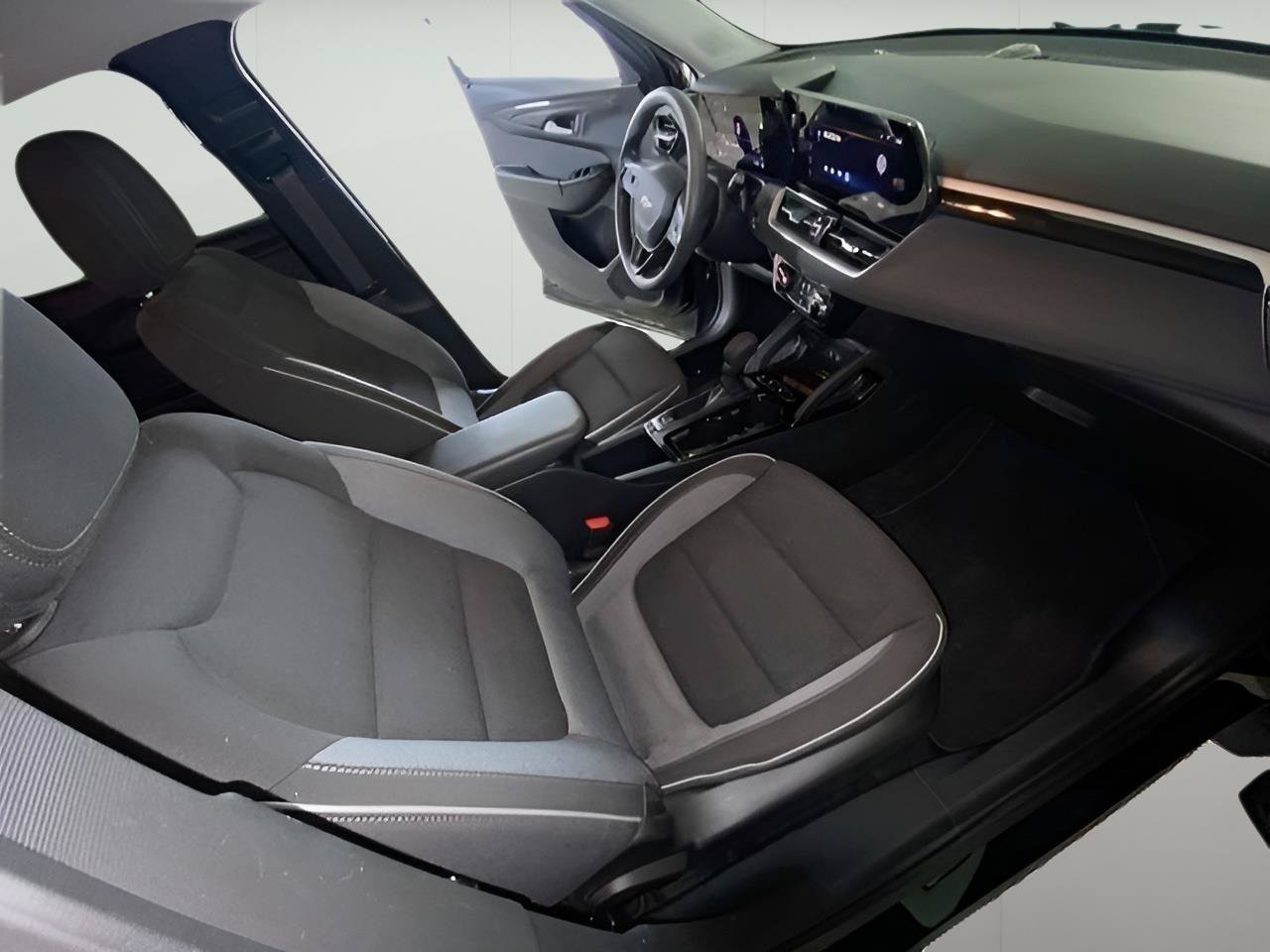 Certified 2024 Chevrolet TrailBlazer LT FWD image 38
