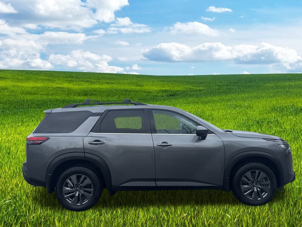 Used 2024 Nissan Pathfinder SV image 13