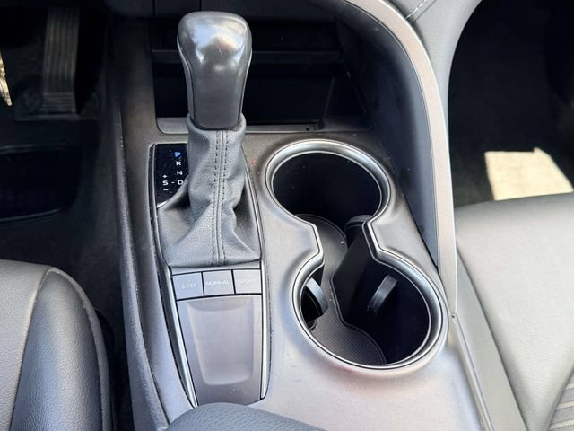 Used 2024 Toyota Camry SE FWD image 22