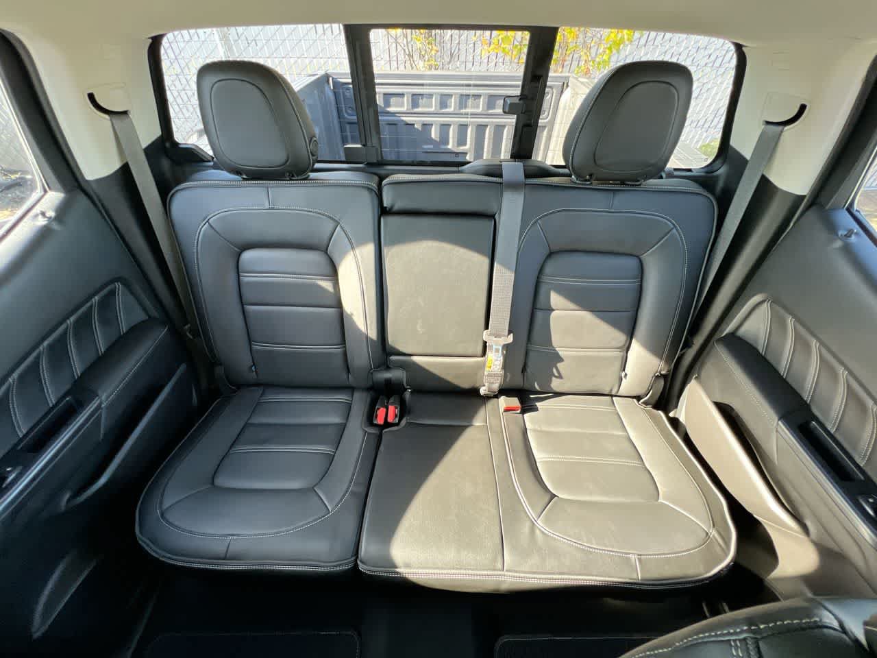 Used 2022 GMC Canyon Denali AWD/4WD image 23