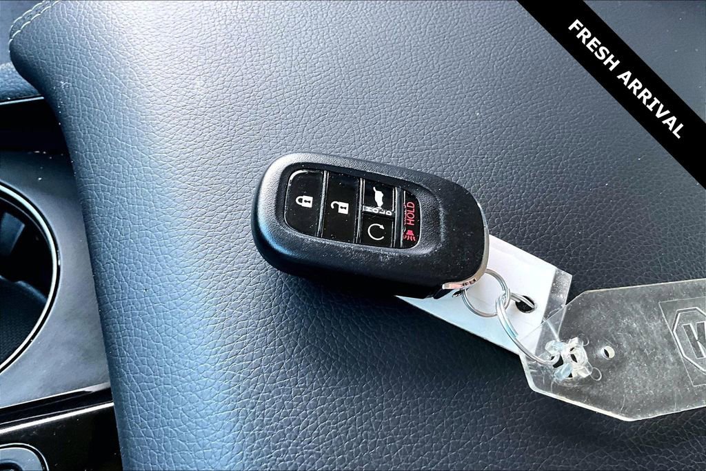 Used 2025 Honda Pilot EX-L image 34