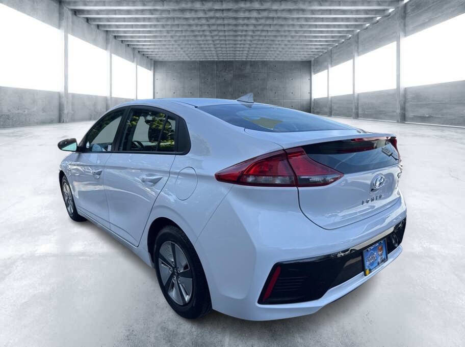 Used 2019 Hyundai Ioniq Blue FWD image 3
