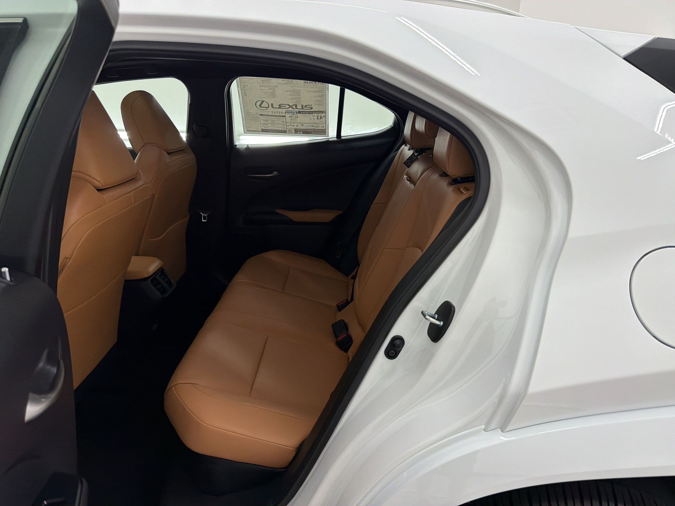 New 2026 Lexus UX 300h FWD image 21