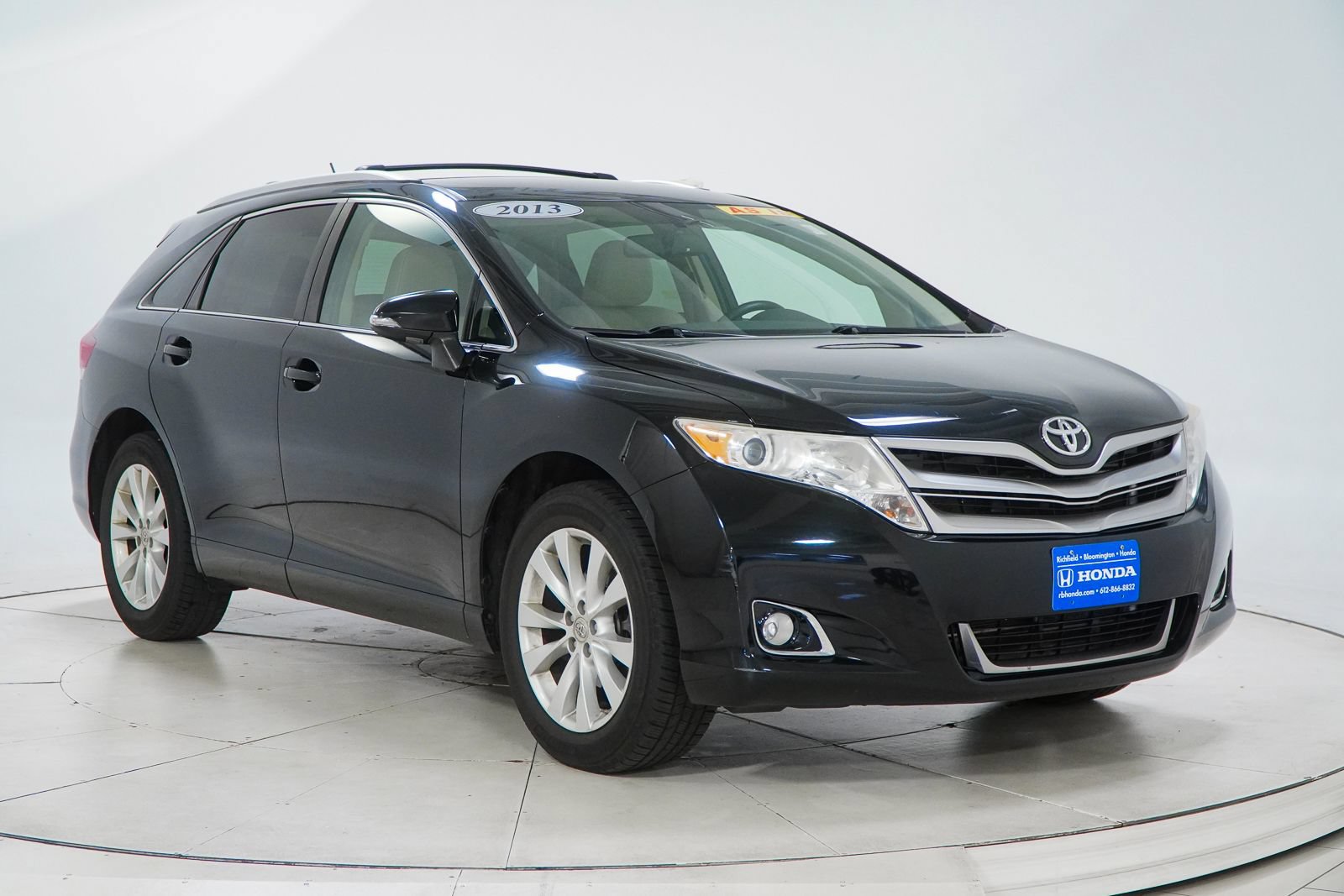 Used 2013 Toyota Venza LE FWD image 14