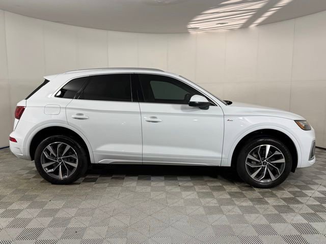 Used 2023 Audi Q5 2.0T Premium Plus w/ Premium Plus Package image 6