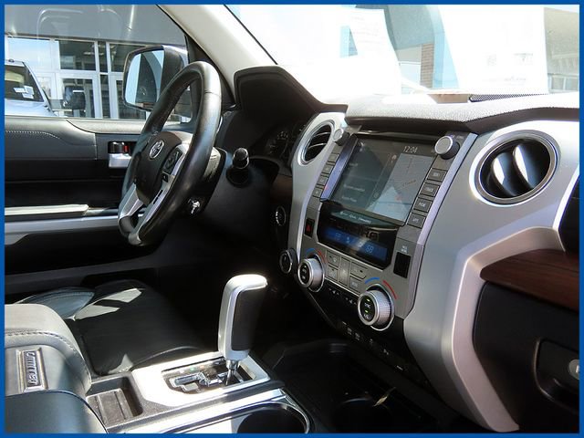 Used 2021 Toyota Tundra Limited w/ Limited Premium Package AWD/4WD image 9