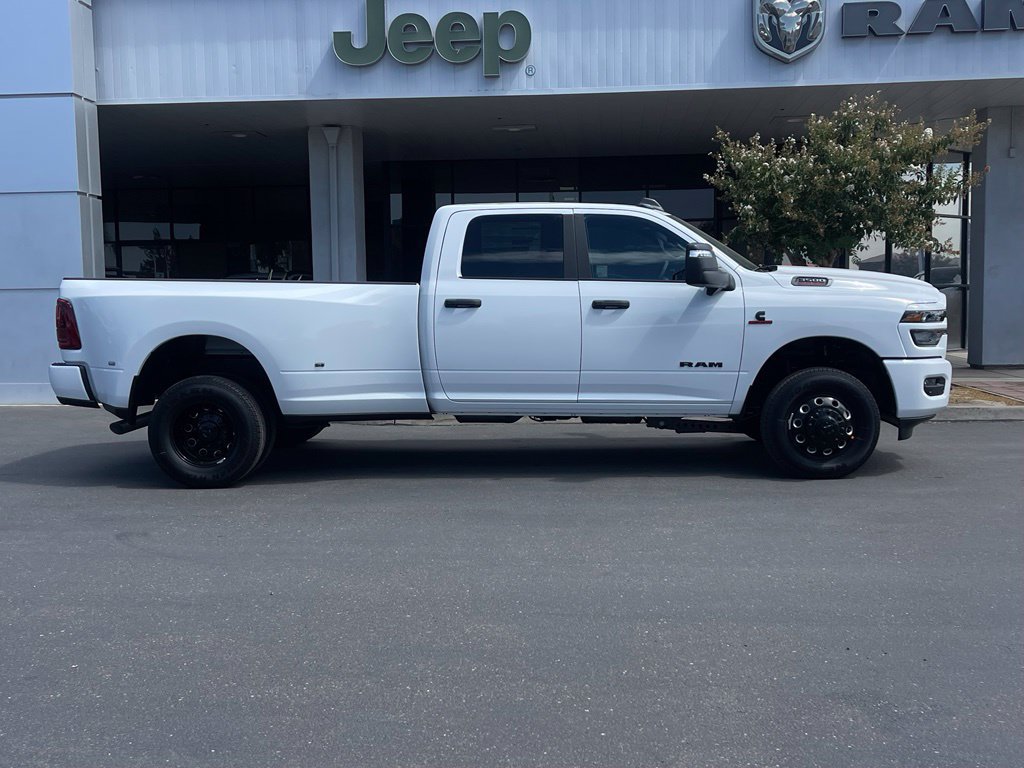 New 2027 RAM 3500 Big Horn AWD/4WD image 5