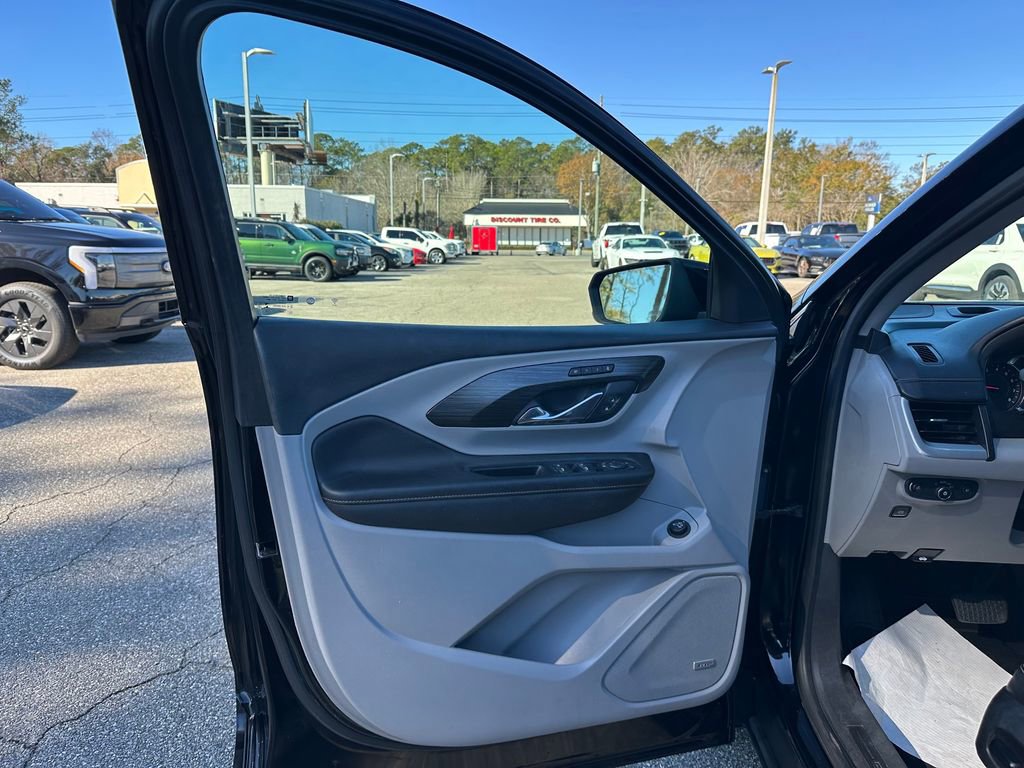 Used 2020 GMC Terrain SLT w/ Preferred Package image 24