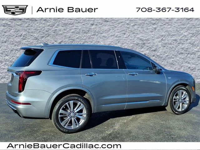 Used 2024 Cadillac XT6 Premium Luxury w/ Technology Package AWD/4WD image 6