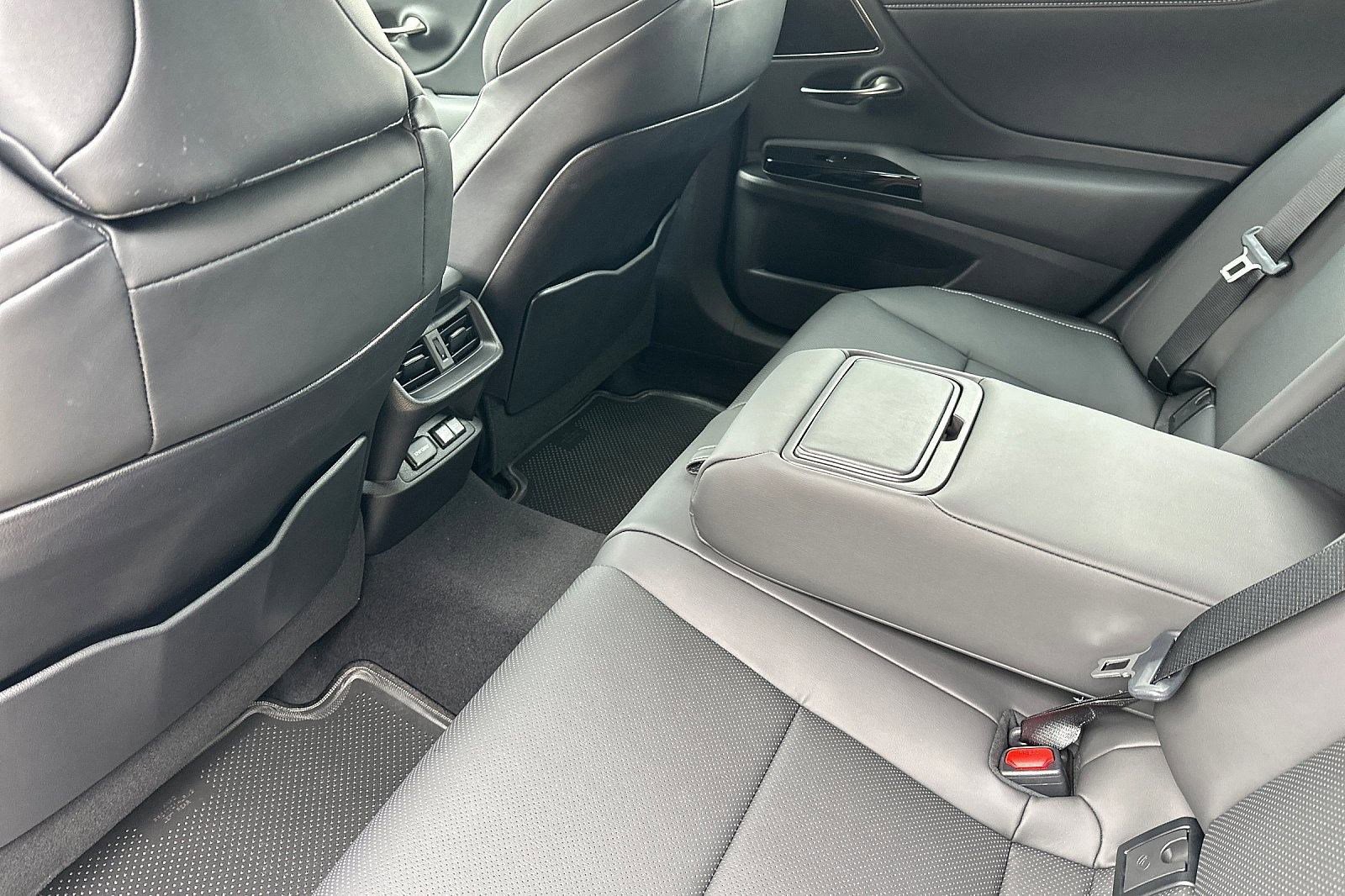 New 2024 Lexus ES 350 F Sport w/ Accessory Package (Z1) image 9