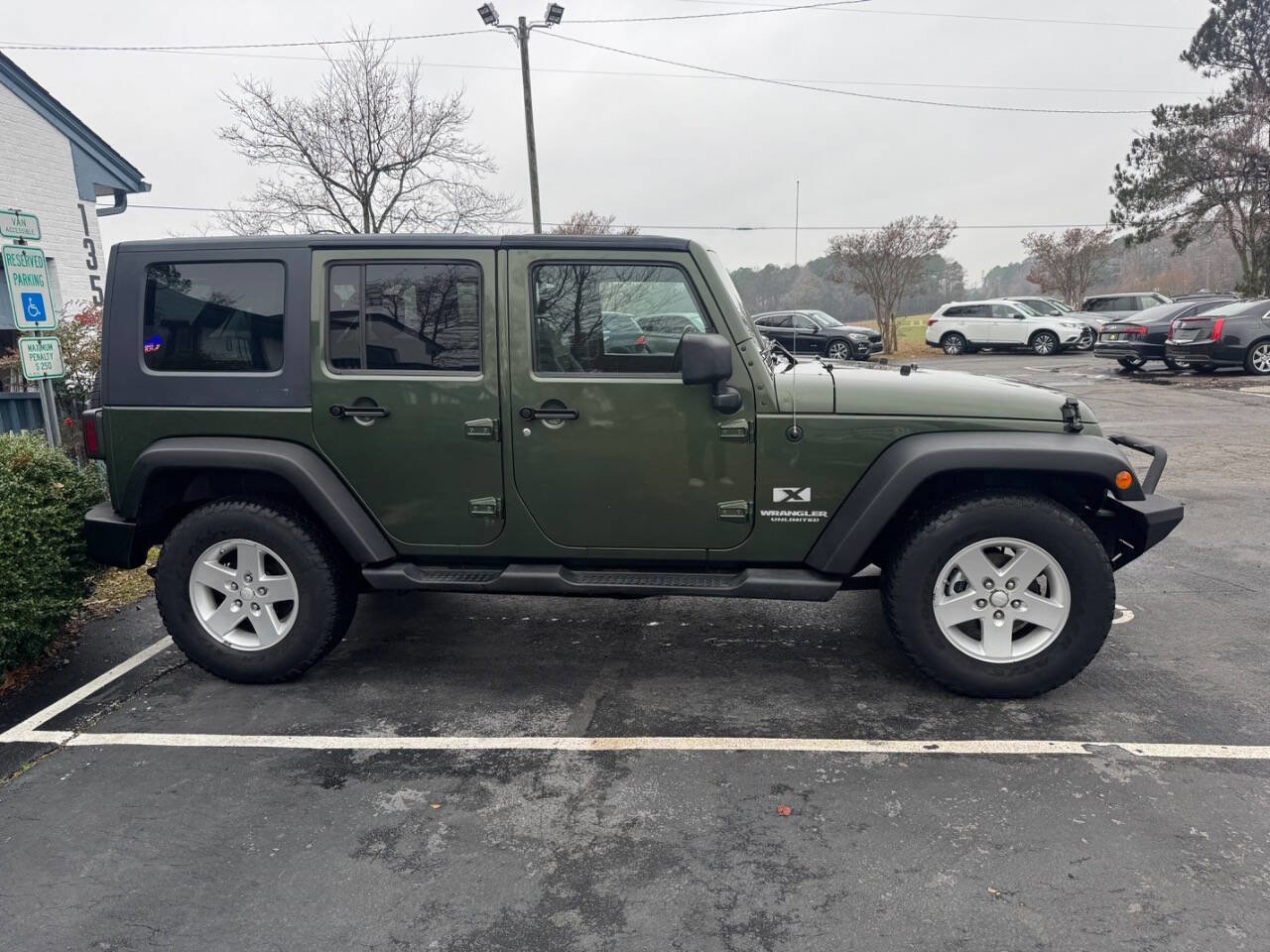 Used 2008 Jeep Wrangler Unlimited X image 4