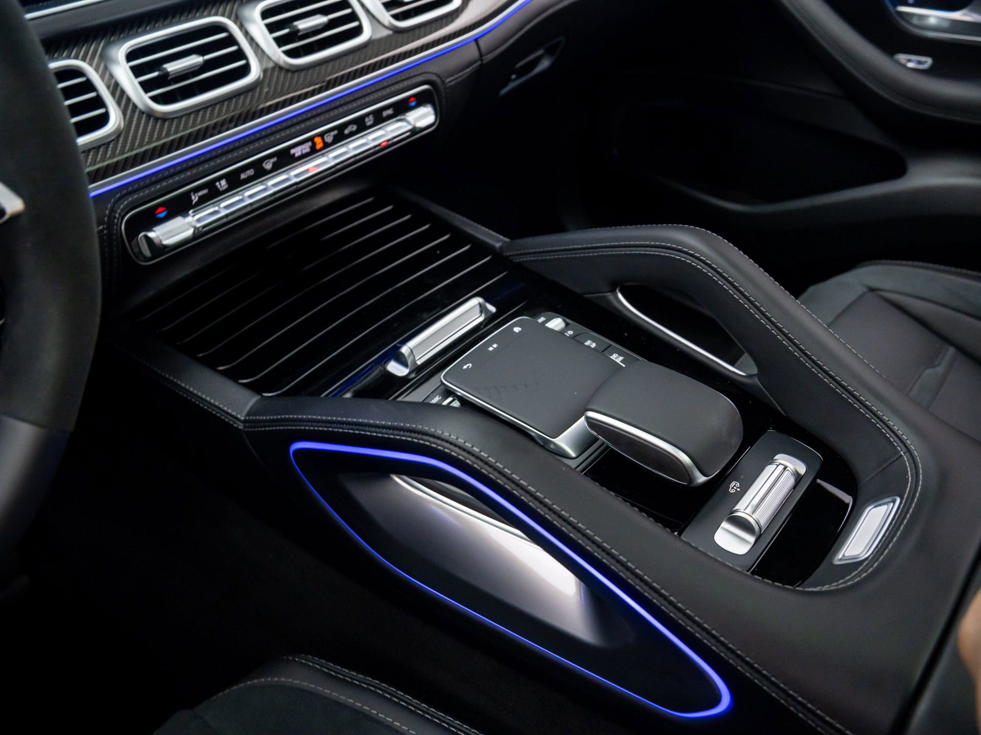 New 2026 Mercedes-Benz GLE 53 AMG 4MATIC Coupe image 12