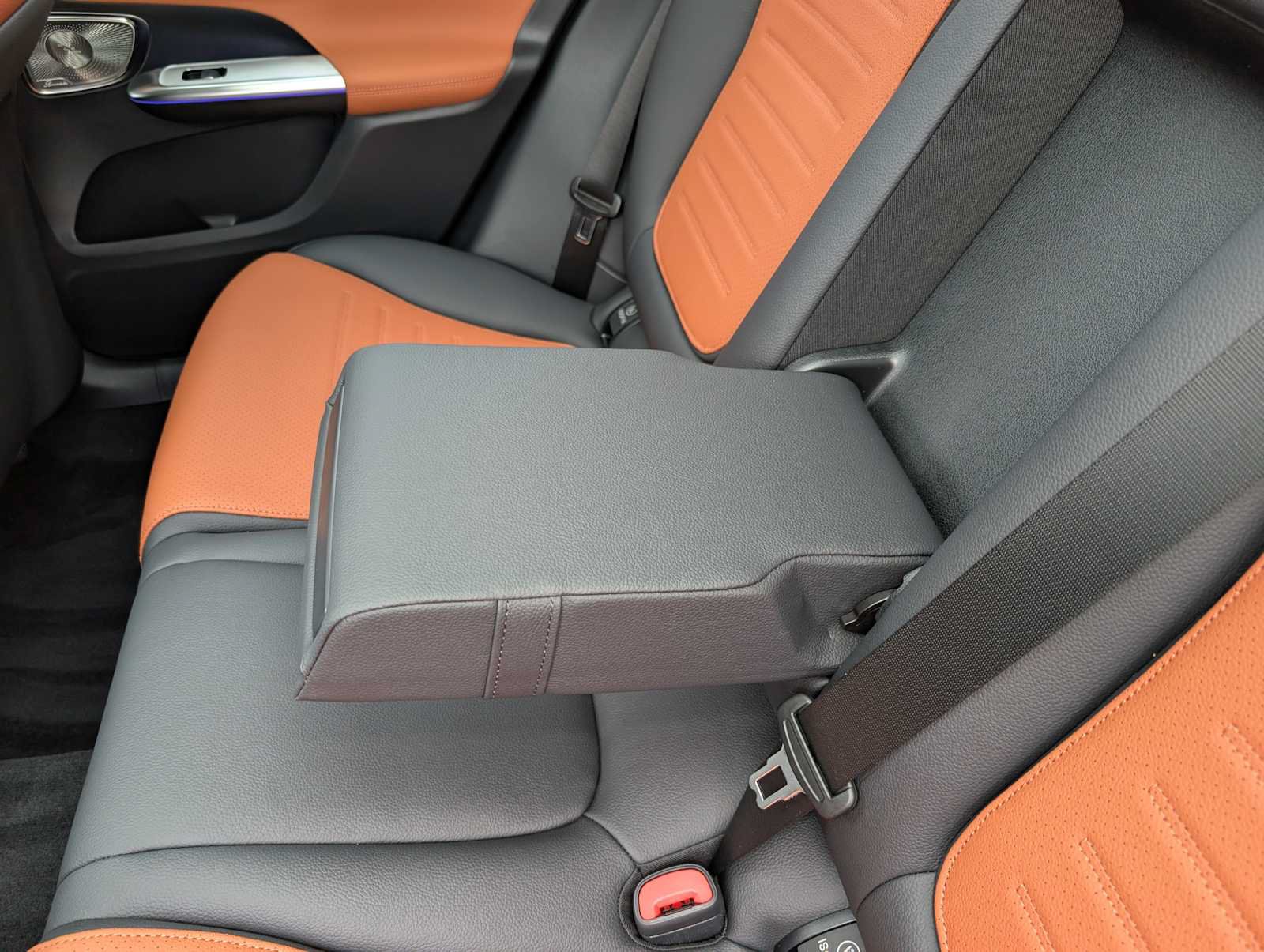 New 2027 Mercedes-Benz GLC 300 4MATIC image 18