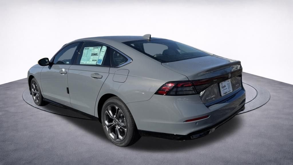 New 2025 Honda Accord EX-L image 4