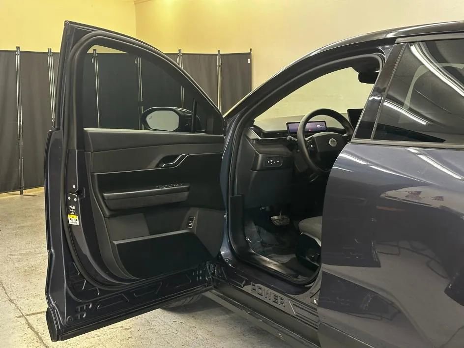 Used 2023 Fisker Ocean Ultra image 16