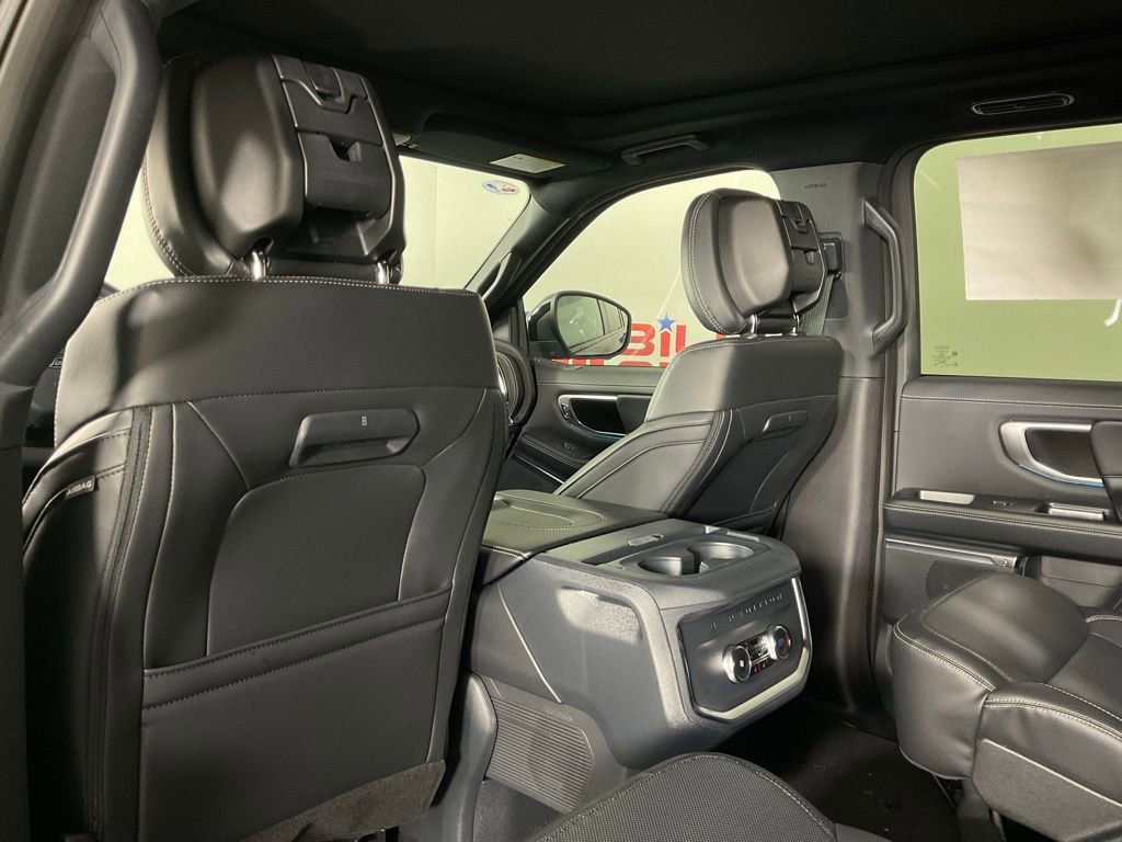 New 2026 Ford Expedition Max Platinum w/ Stealth Appearance Package AWD/4WD image 15