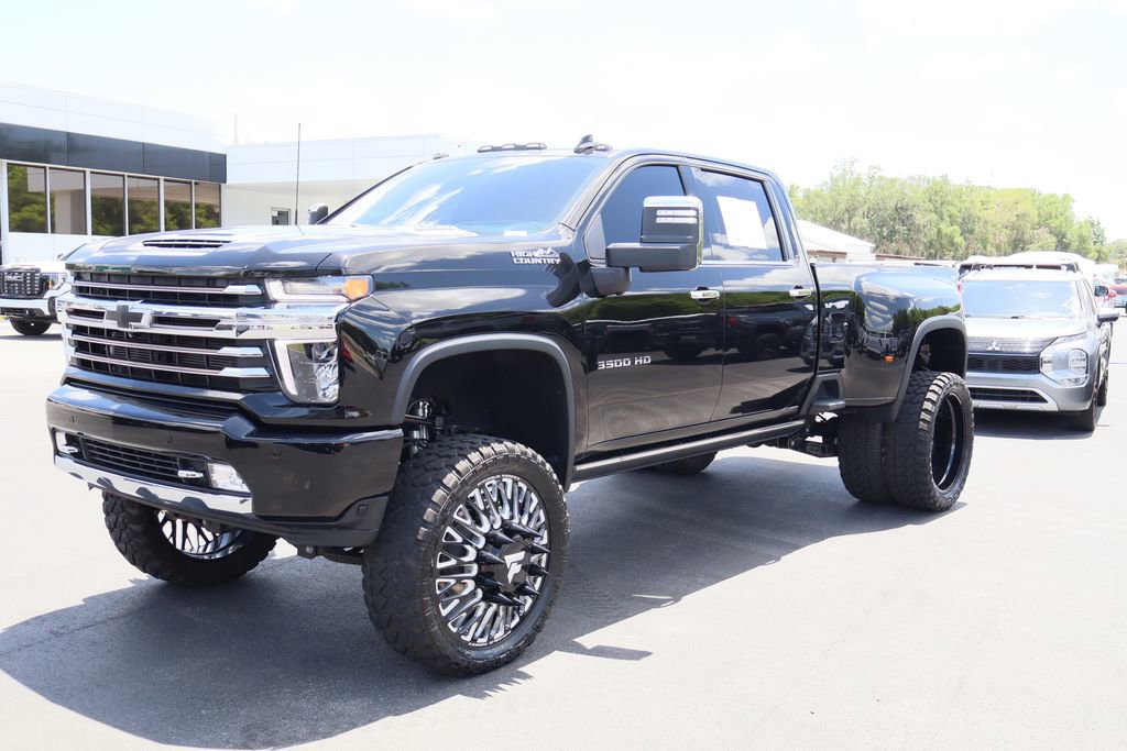 Used 2022 Chevrolet Silverado 3500 High Country w/ Technology Package AWD/4WD image 5