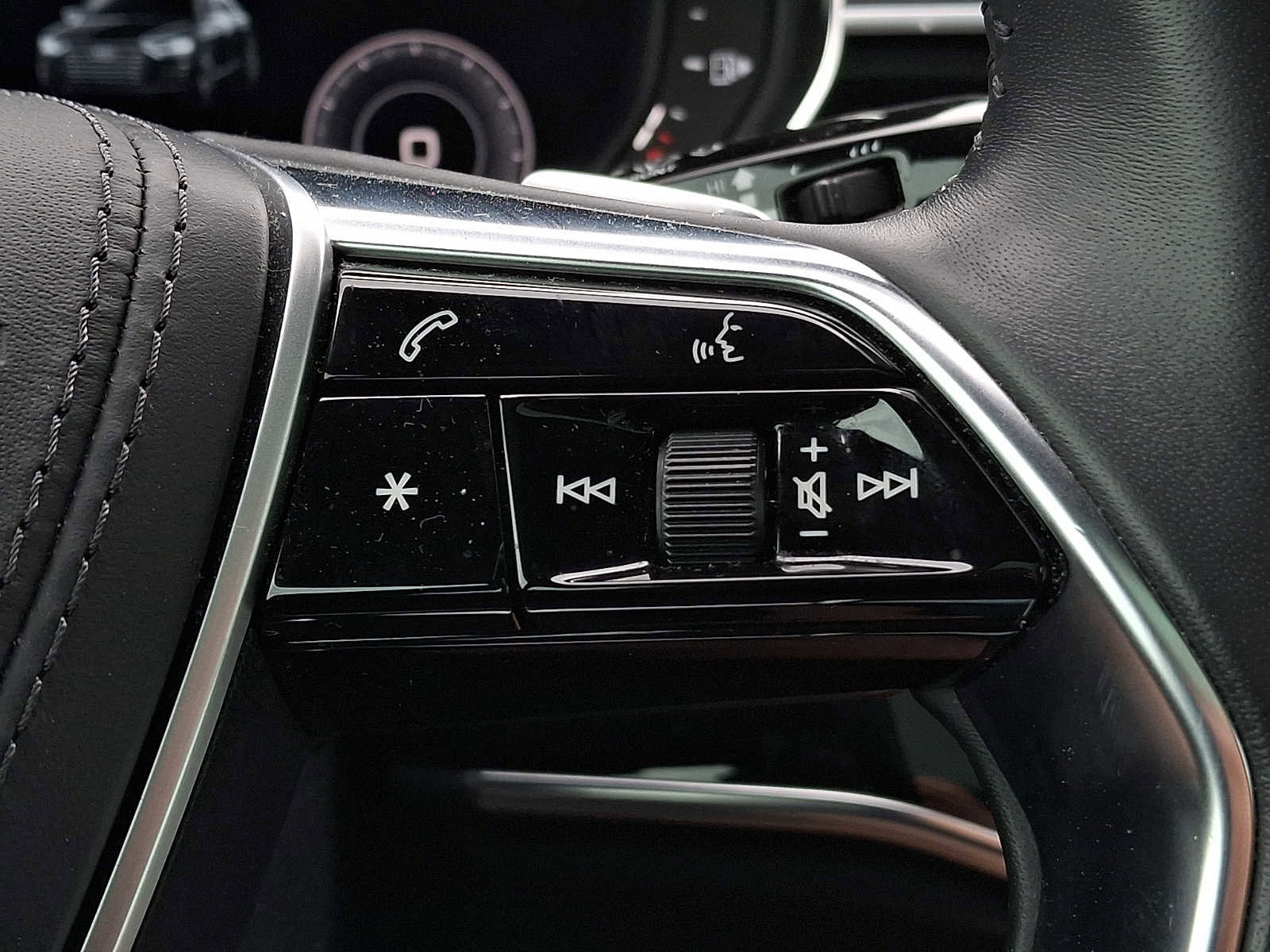Used 2019 Audi A8 L 3.0T w/ Executive Package AWD/4WD image 19