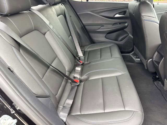 Used 2025 Buick Envista Sport Touring w/ Convenience I Package FWD image 12